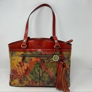 Patricia Nash 10th Anniversary Floral Poppy Tote in Excellent Condition.